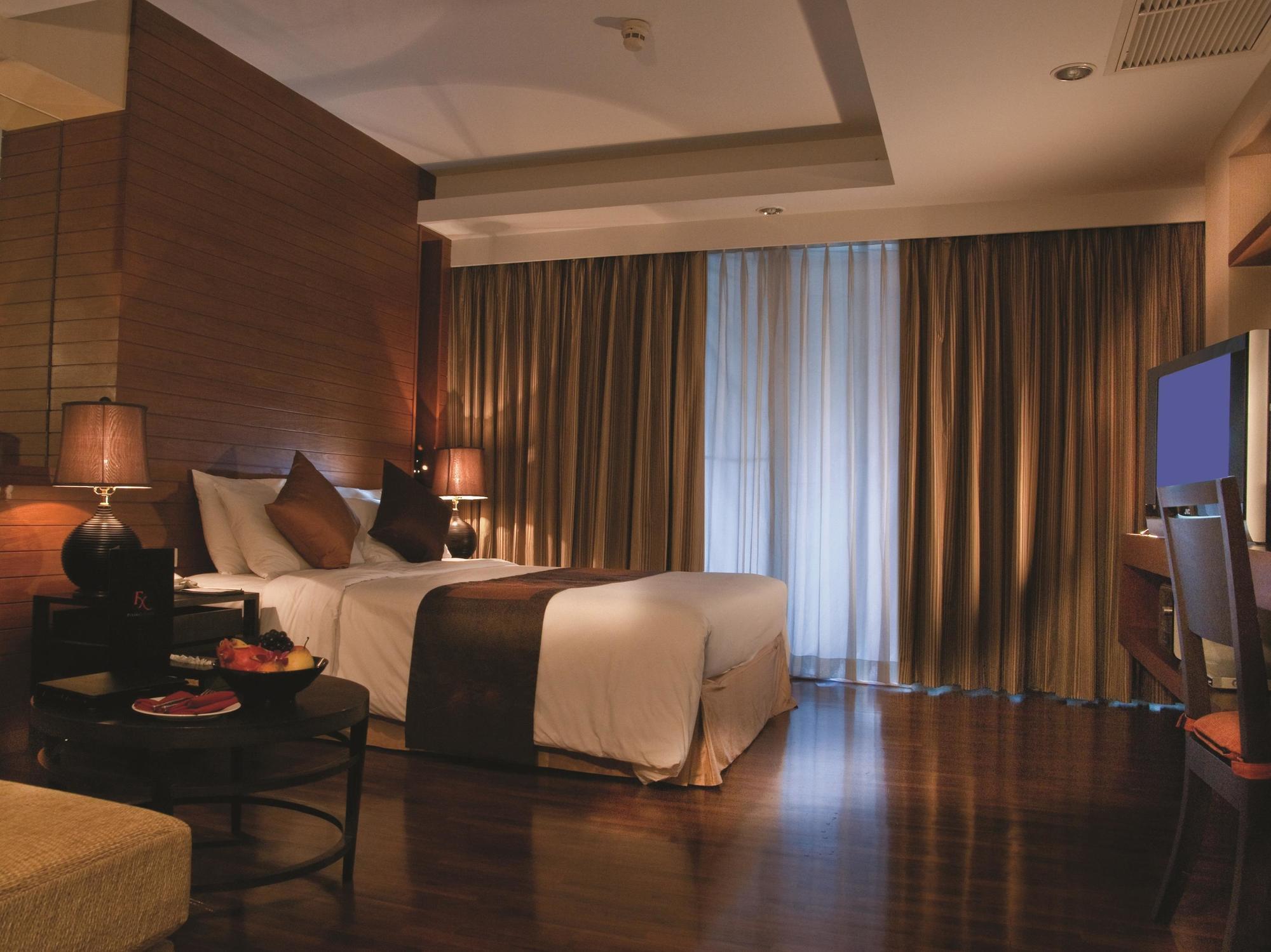 Furamaxclusive Sathorn, Bangkok Hotel Exterior foto