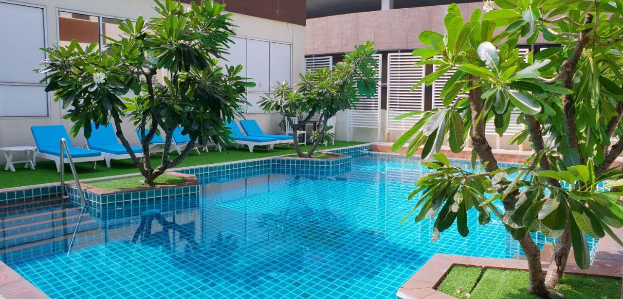 Furamaxclusive Sathorn, Bangkok Hotel Exterior foto